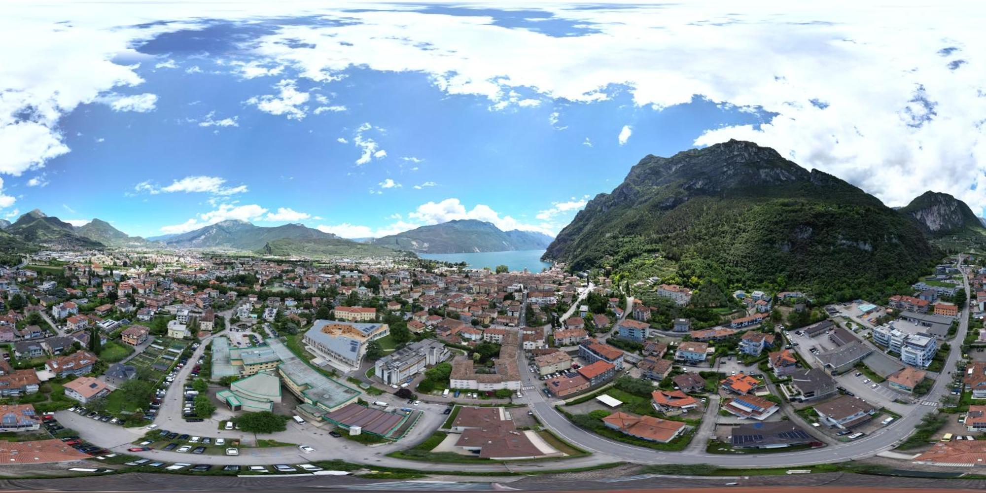 Appartamento Villatorretta24 Riva del Garda Kültér fotó